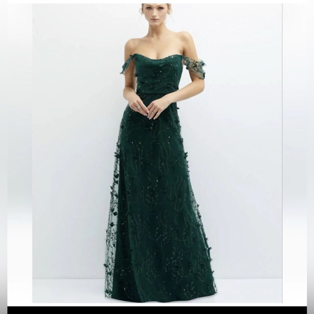 New Dessy Group OFF THE SHOULDER A LINE 3D FLORAL EMBROIDERED Maxi Dress 12R - Picture 1 of 4